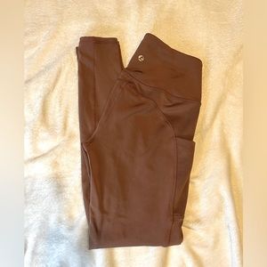 LegEnd leggings with pockets. Full length